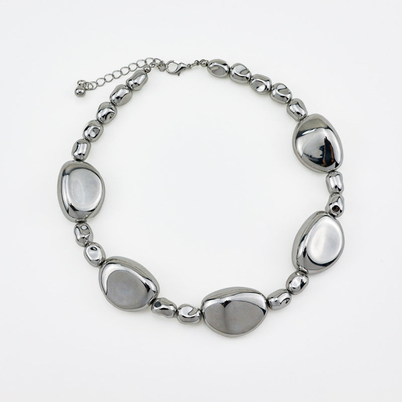 Wholesale Alloy Heavy-duty Light Luxury Imitation Pebble Shape Clavicle Necklace